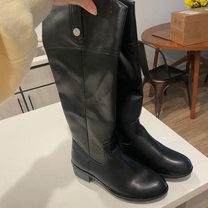 Black Knee high boots